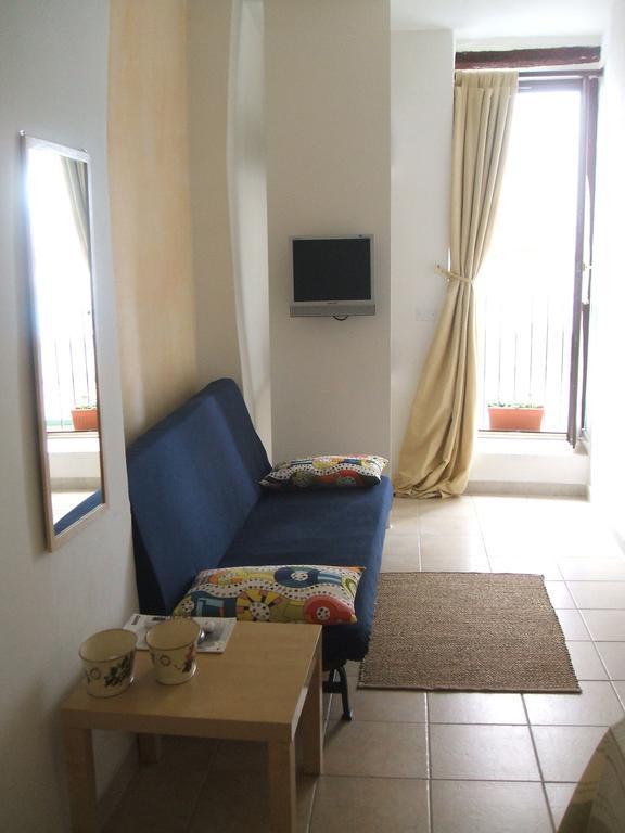 Borgo Antico Apartment โมโนโปลี ภายนอก รูปภาพ